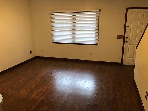 2nd image of 5206 Oak Charter Ct