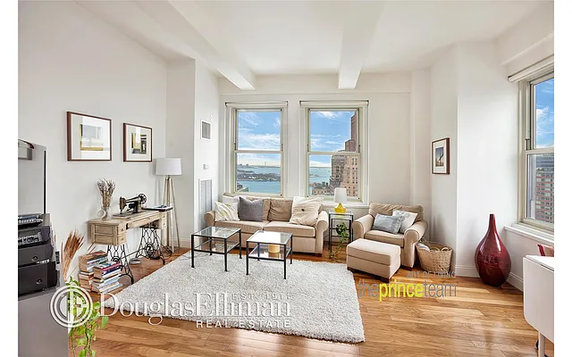 Rented by Douglas Elliman | media 19