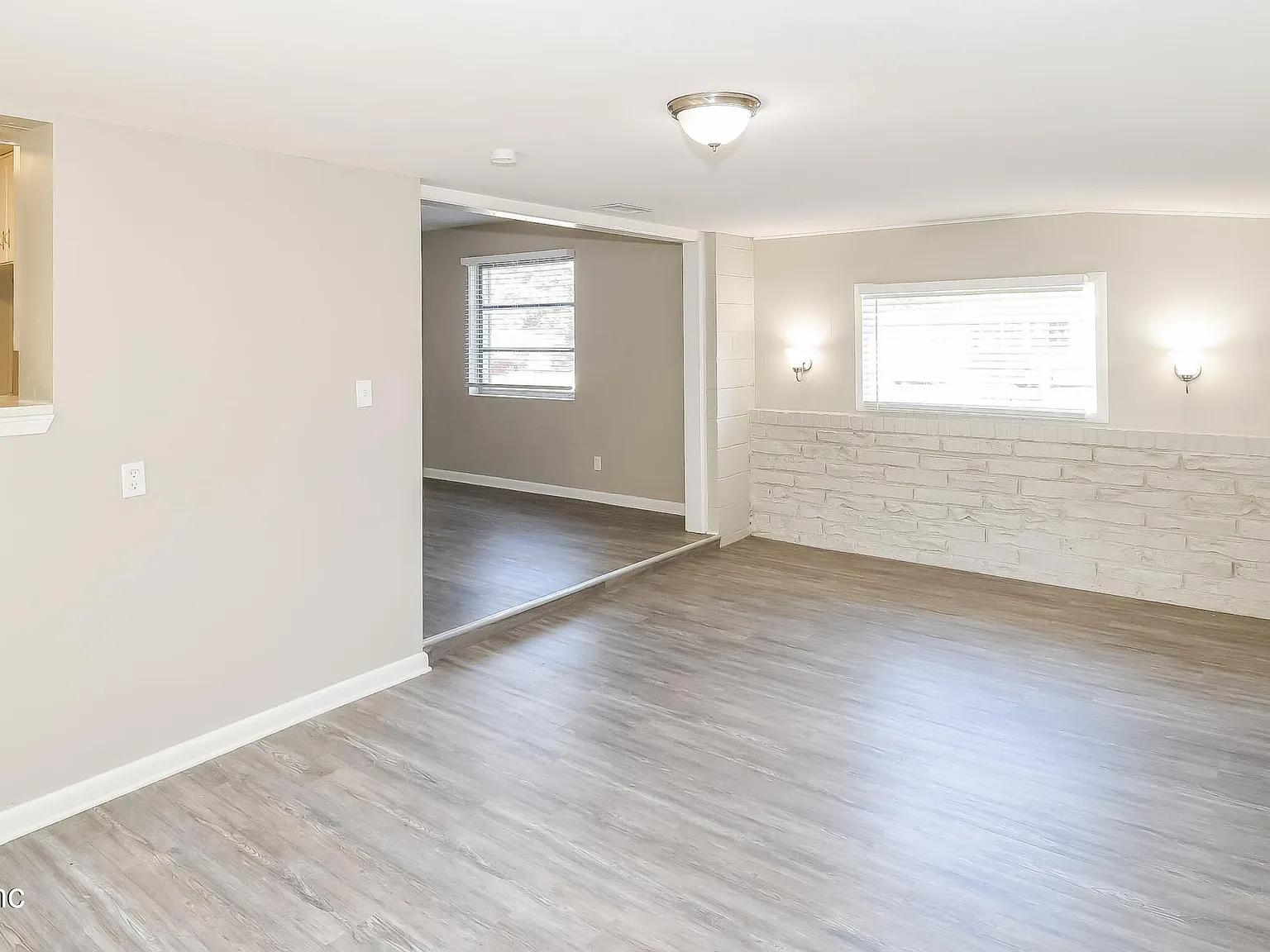 3 bed, 2.0 bath, 1487 sqft, $1,780 — Photo 3