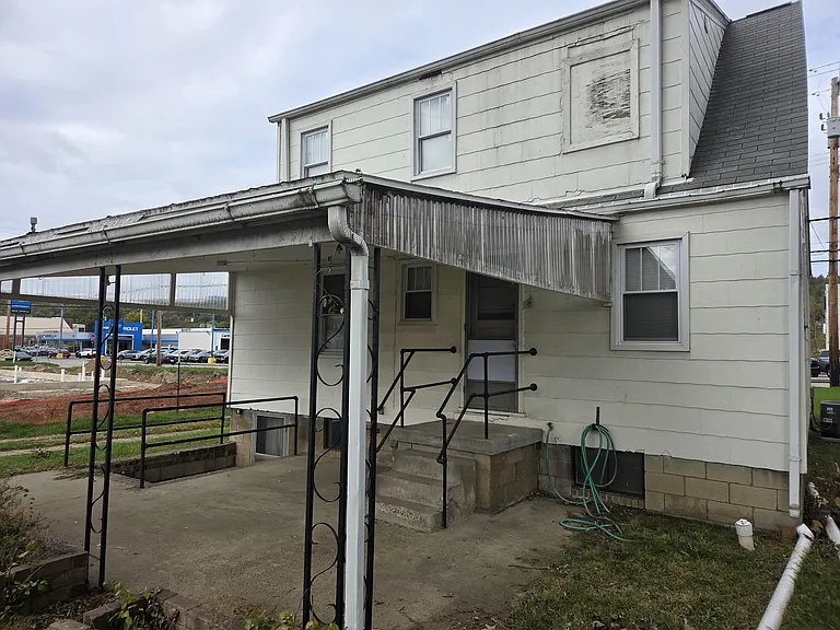257 State Ave — Photo 11