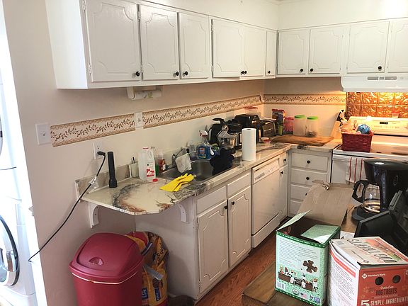 3rd image of 4606 Ayton Ct #1