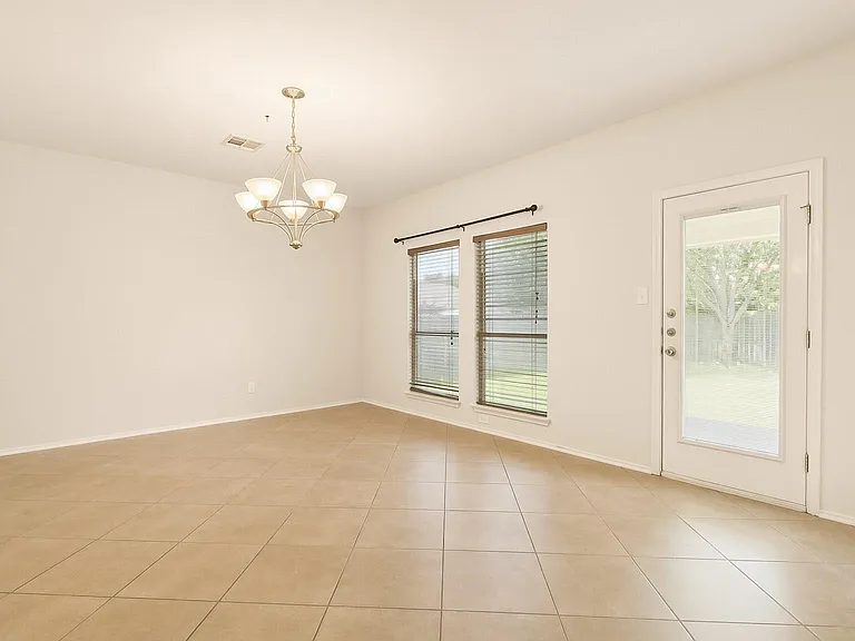 1132 Alexandria Way — Photo 20