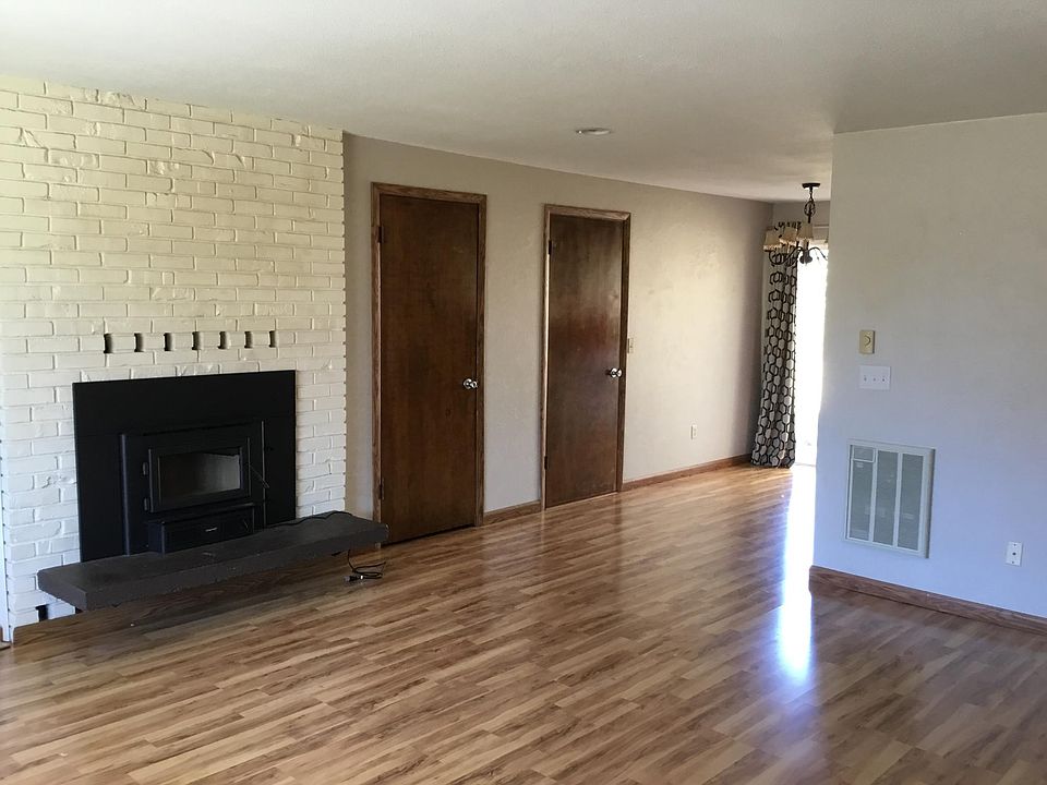 1st image of 7837 Samurai Dr SE #B