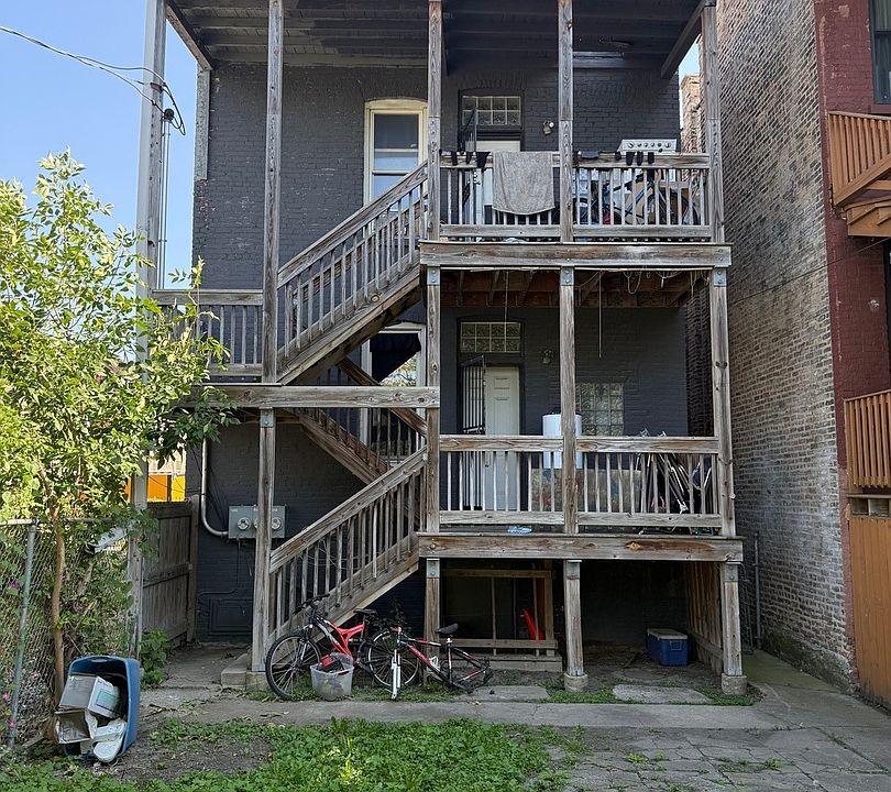 2nd image of 1540 S Drake Ave