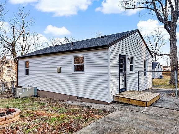 5th image of 119 Holston Ct
