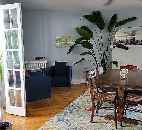 Main entry room, sunroom entrance to the left