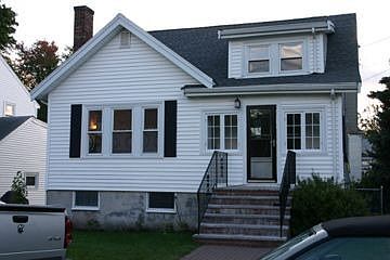 2nd image of 27 Parkway Cres