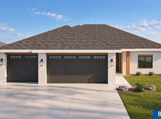 4101 Carnation Dr, Lincoln, NE 68516