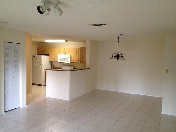 5th image of 11211 W Atlantic Blvd APT 102