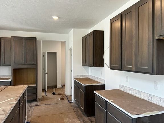 3rd image of 6518 Surray Ct
