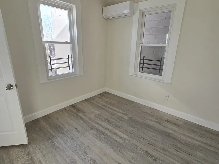 612 Richmond Rd #2 — Photo 19