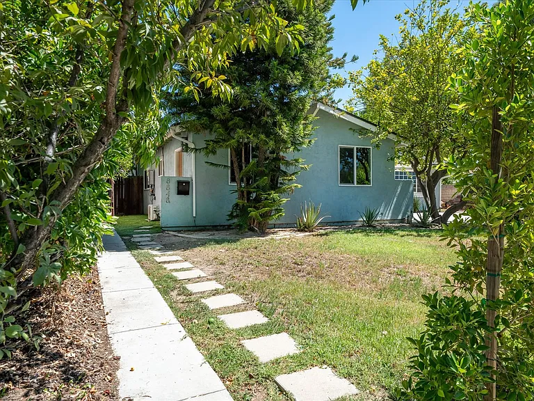 8846 Laramie Ave — Photo 39