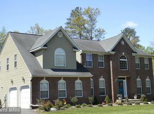 6367 Grant Chapman Dr, La Plata, MD 20646