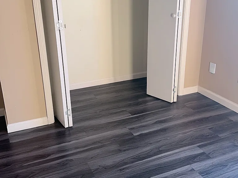 105 Tournament Blvd #22 — Photo 8