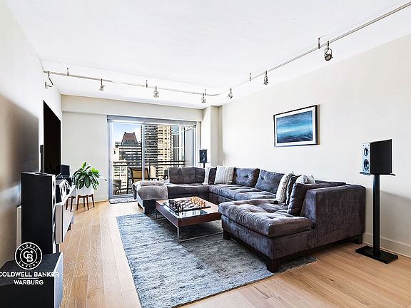 3rd image of 400 E 56th St APT 37G
