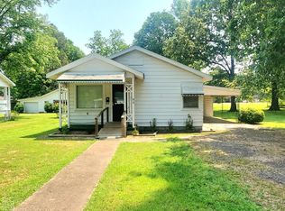 416 S 10th Ave, Piggott, AR 72454