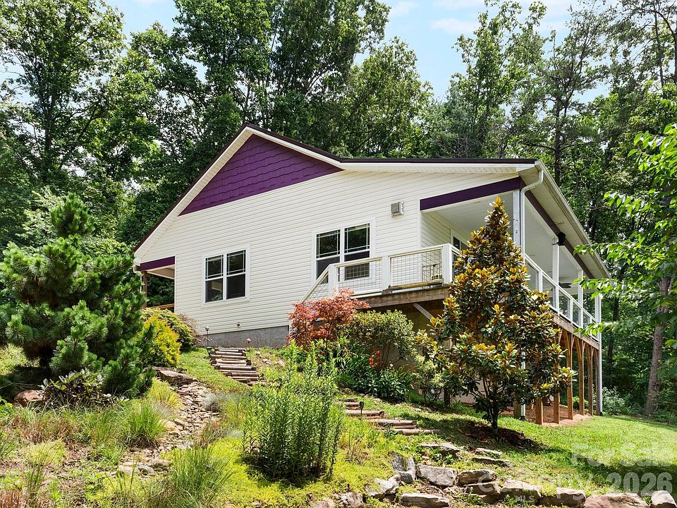 1st image of 333 Herron Point Ln