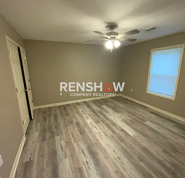 732 Tucker St — Photo 15