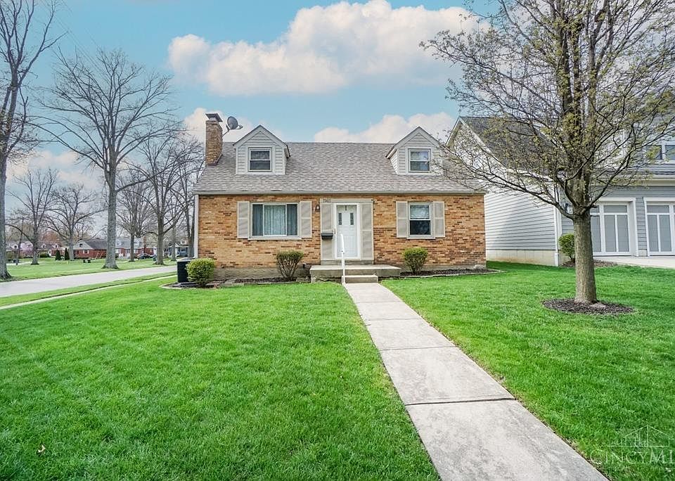 1st image of 7907 Greenbriar Ln