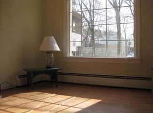 54 Grand View St, Providence, RI 02906