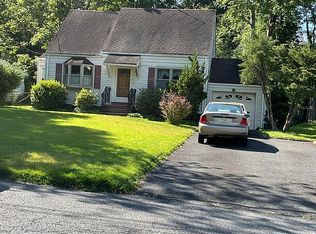 71 Commonwealth Ave, New Providence, NJ 07974