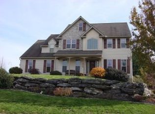 503 Woodhall Dr, Willow Street, PA 17584