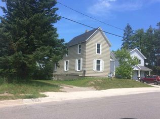31 Bridge St, Petoskey, MI 49770