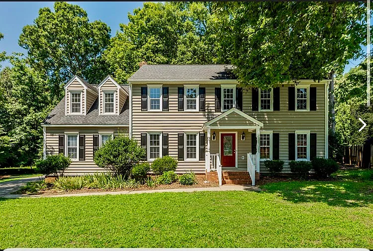 4 bed, 2.5 bath, 2404 sqft, $2,550 — Photo 1