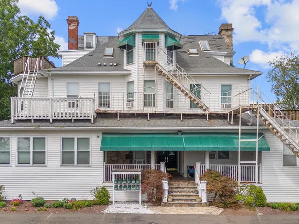 5 Hundley Court APT 1C, Stamford, CT 06902