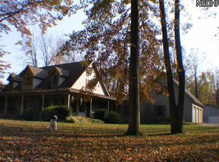 4286 Lake Rd E, Geneva, OH 44041