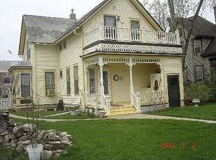 713 W Ave S, La Crosse, WI 54601