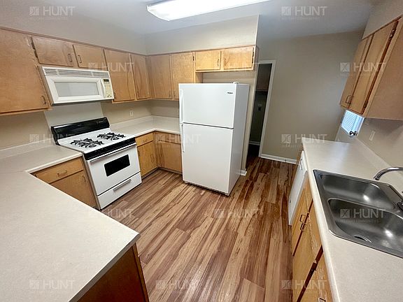 5th image of 9044 McConnell St