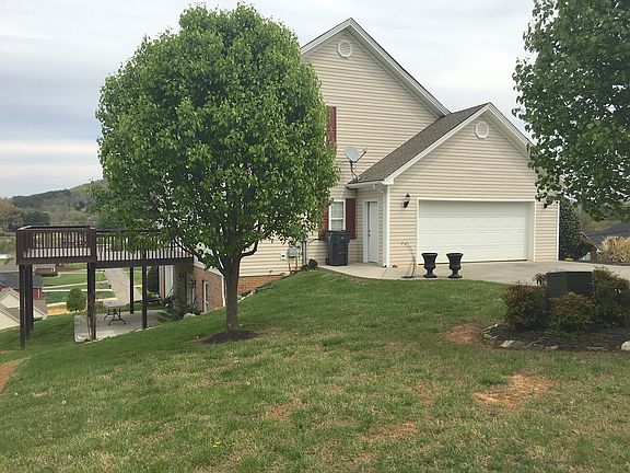 3rd image of 4074 Scarlett Dr