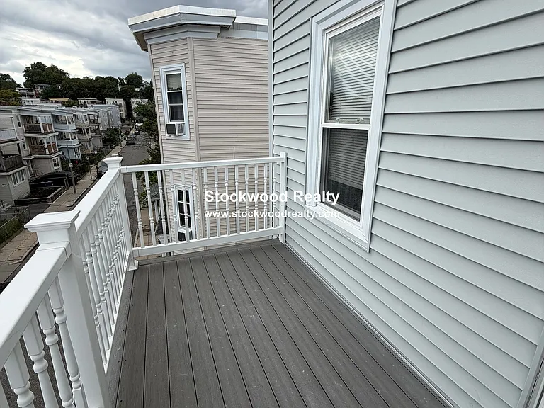 21 Lyon St #3 — Photo 18