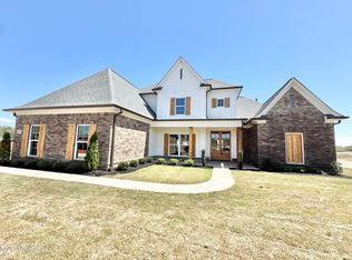 1772 Bakersfield Way, Nesbit, MS 38651