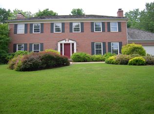 6205 Long Meadow Rd, Mc Lean, VA 22101