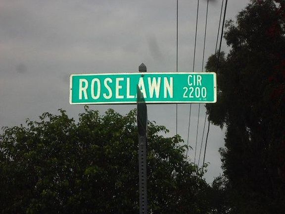 5th image of 2303 Roselawn Cir