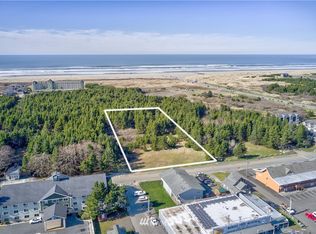 401 Ocean Beach Blvd S, Long Beach, WA 98631