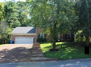 6920 River Ridge Dr, Nashville, TN 37221