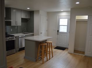 4021 V St, Sacramento, CA 95817
