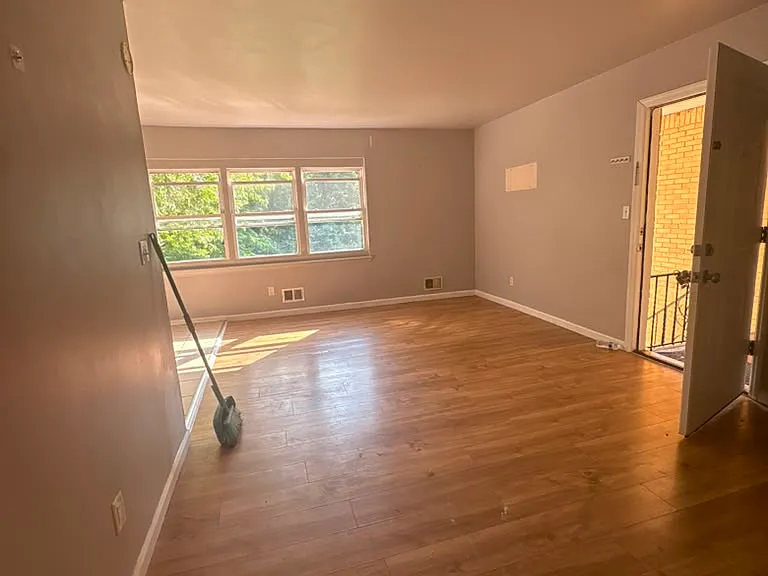 1251 Milton Pl #3 — Photo 1
