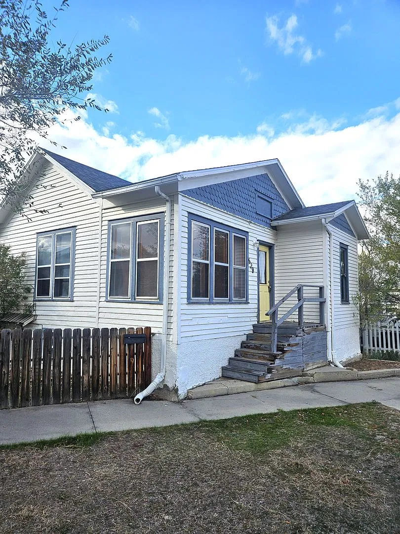520 S. Kimball — Photo 1