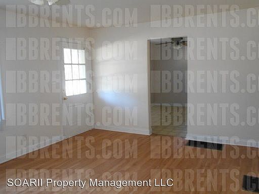 5th image of 1008 Ellen Dr