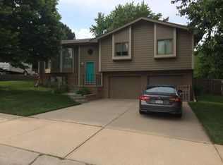 13410 Lillian St, Omaha, NE 68138
