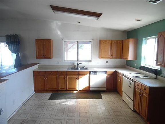 4th image of 25286 Manzanita Ln