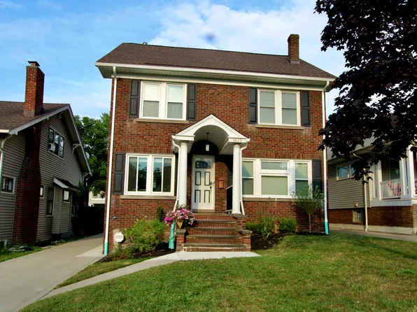 1659 Chesterland Ave, Lakewood, OH 44107