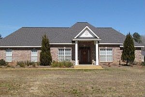1st image of 277 Red Oak Ln