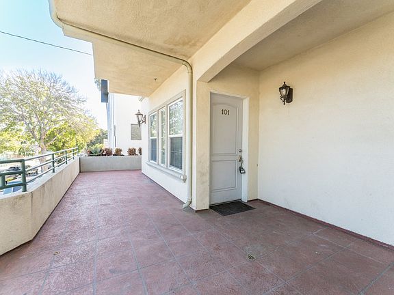 2nd image of 719 E Providencia Ave APT 101