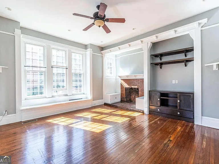 692 Myrtle St NE — Photo 12