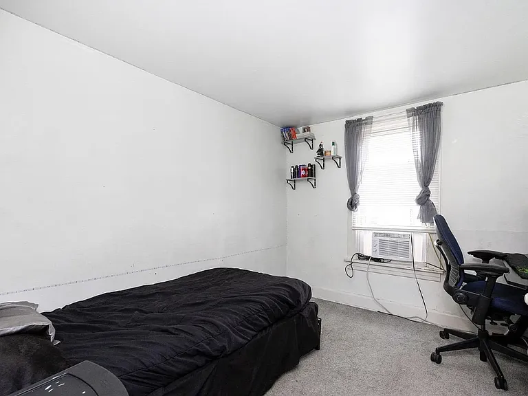 178 S Roland St — Photo 15